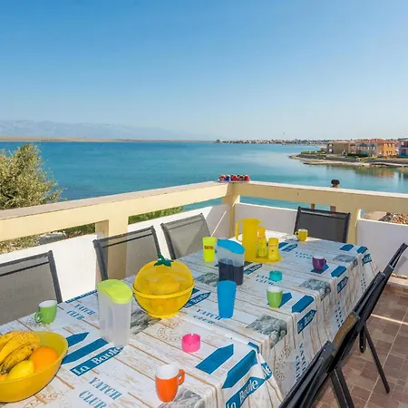 Gorgeous In With House Sea View Apartment