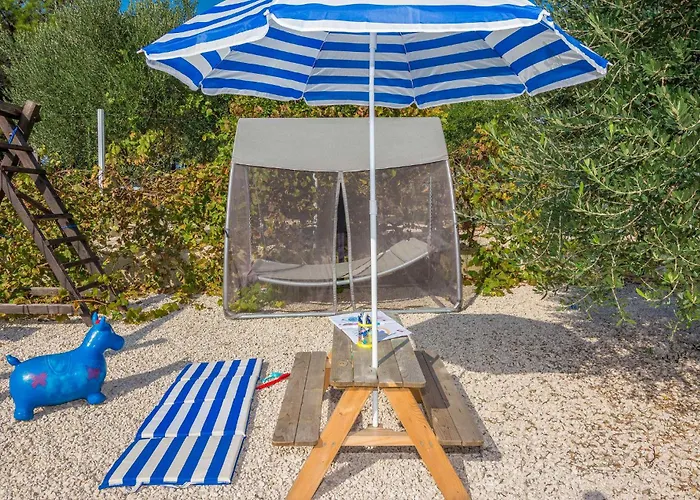 Put Brdonje Iii 아파트 비르